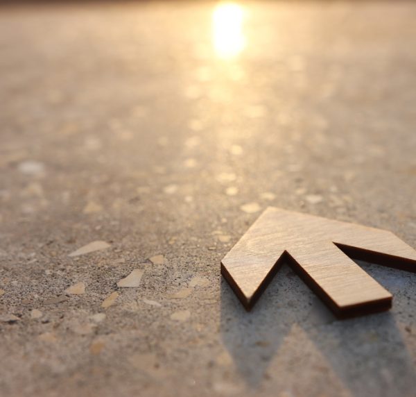 Arrow,Sign,Pointing,Ahead.,Concept,Of,Challenge,And,Looking,Forward